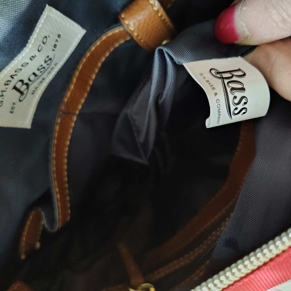 G.H.Bass Red Canvas Crossbody Bag - Picture 7 of 12
